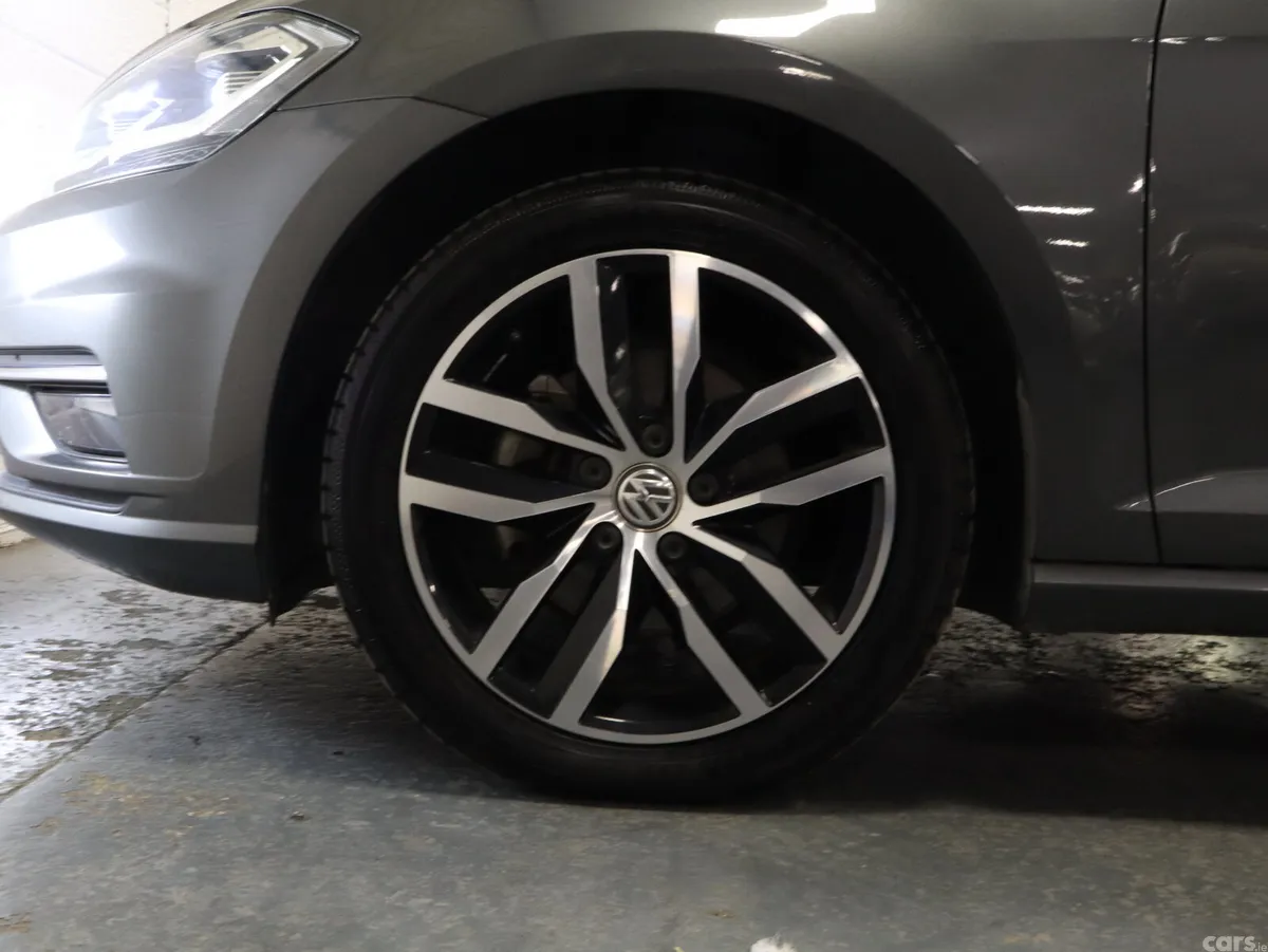 Volkswagen Golf Hatchback, Petrol, 2018, Grey