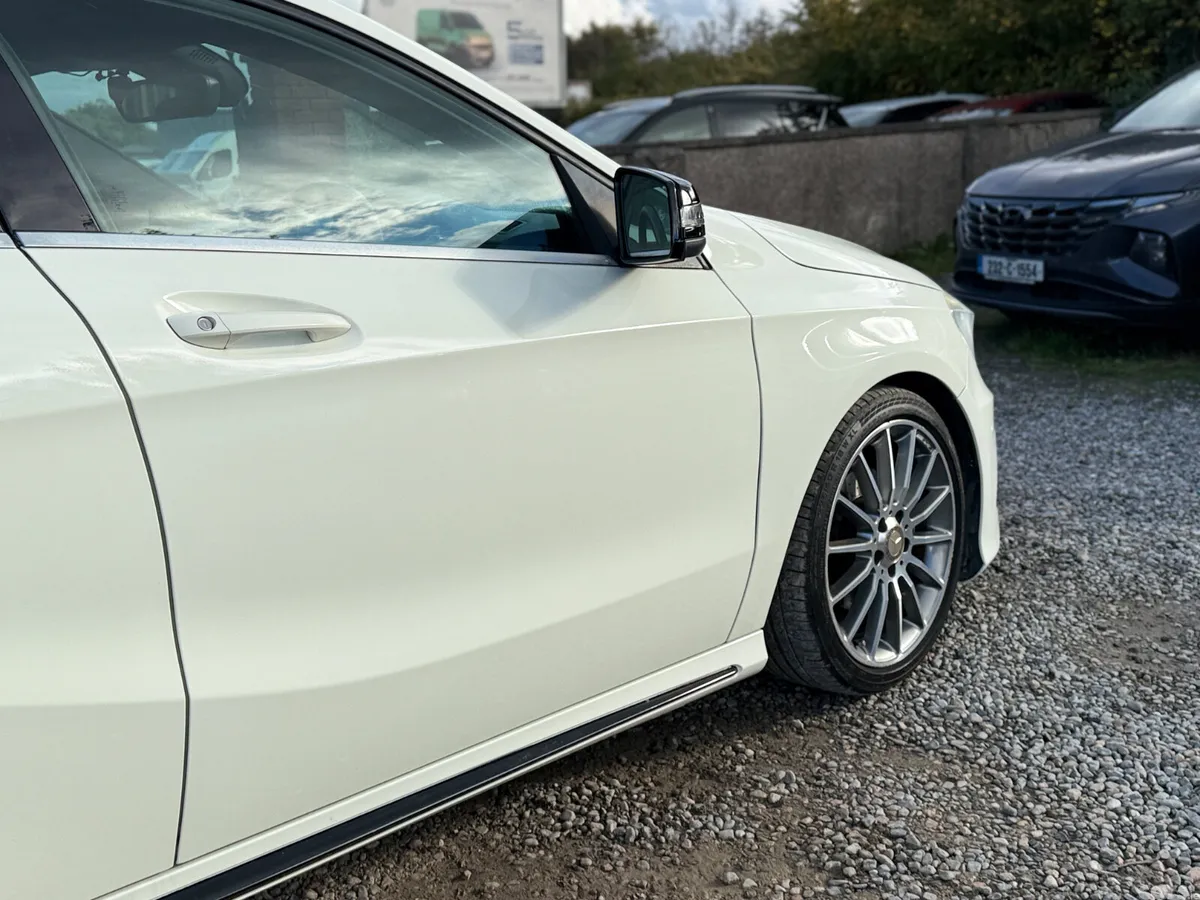 Mercedes-Benz A-Class Hatchback, Petrol, 2013, White