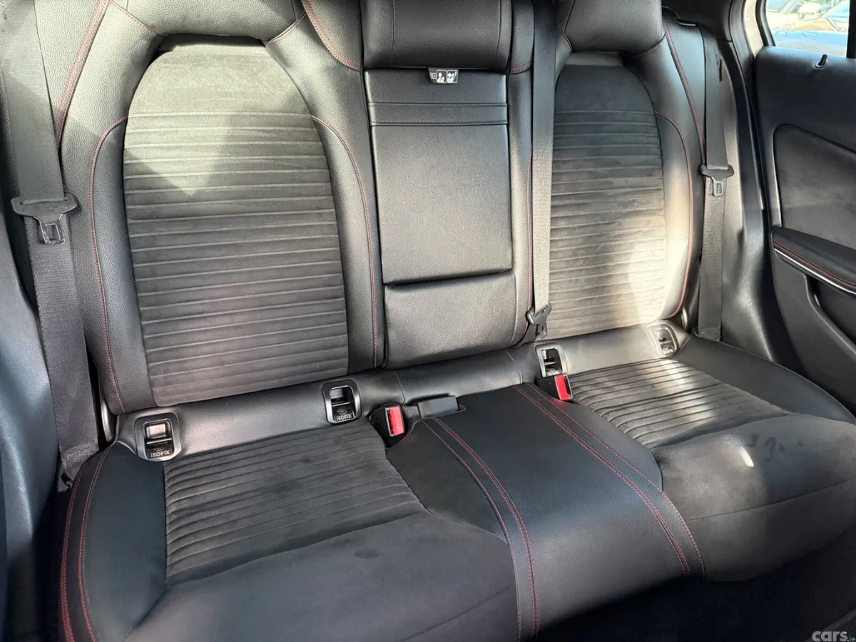 Mercedes-Benz A-Class Hatchback, Petrol, 2013, White