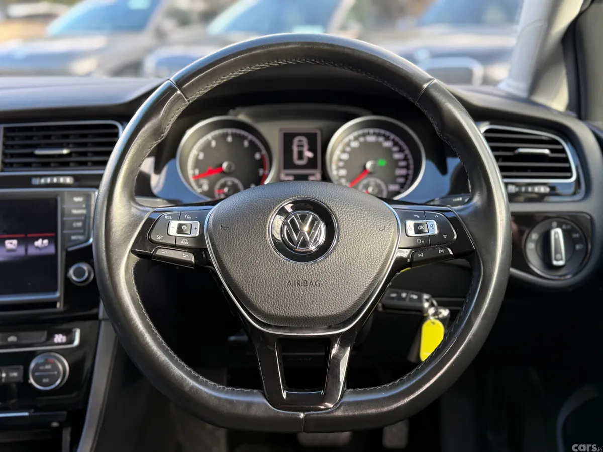 Volkswagen Golf Hatchback, Petrol, 2013, White