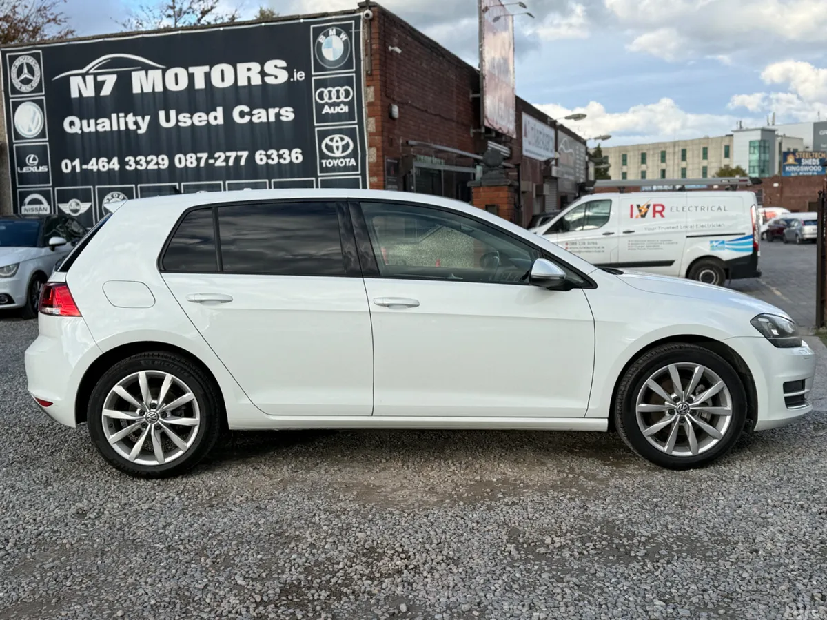Volkswagen Golf Hatchback, Petrol, 2013, White