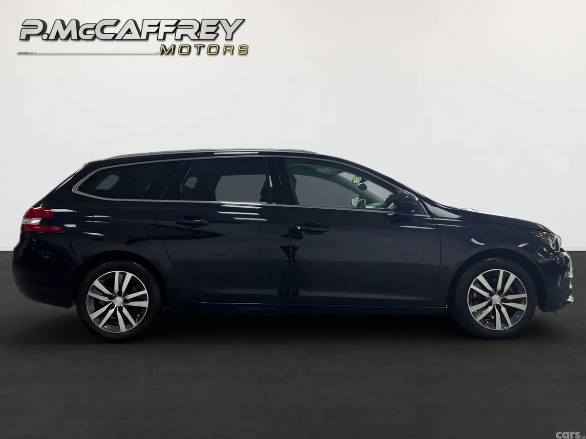 Peugeot 308 Estate, Diesel, 2020, Blue
