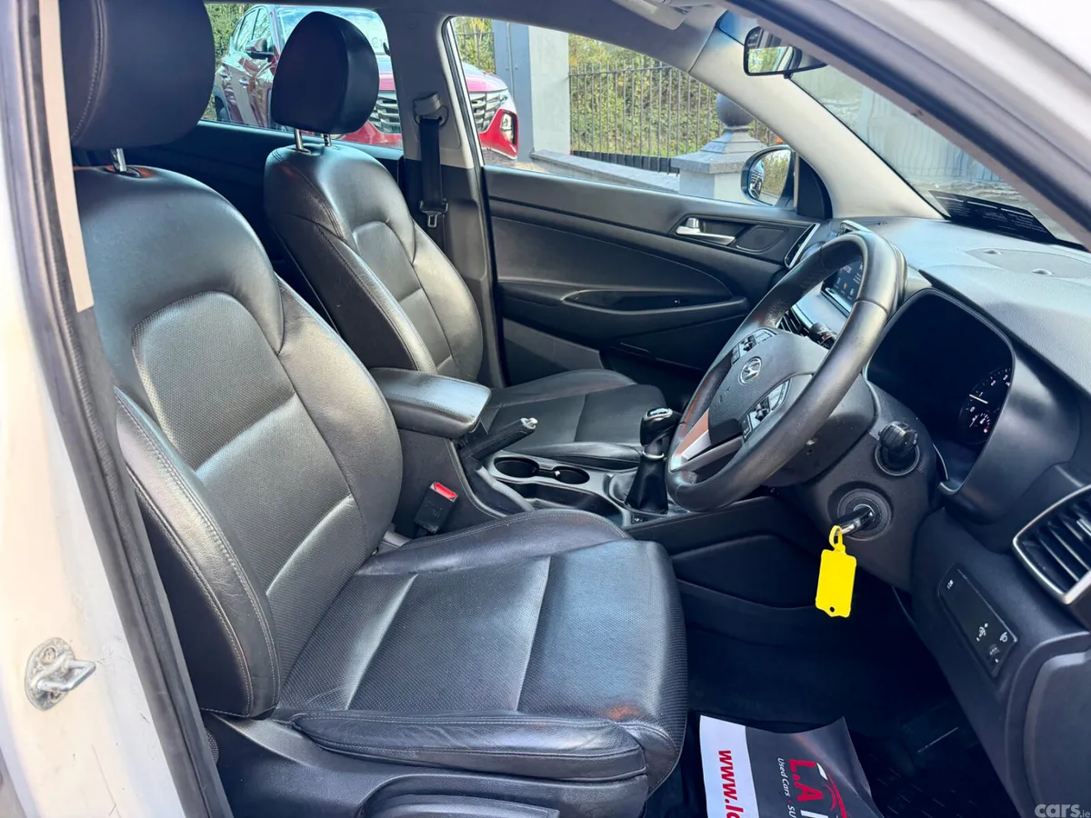 Hyundai Tucson SUV, Petrol, 2019, White