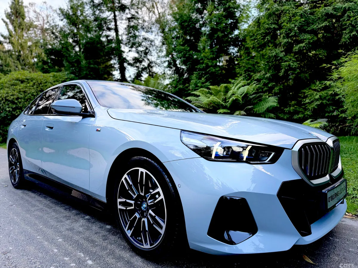 BMW 5-Series Saloon, Petrol Plug-in Hybrid, 2024, Grey