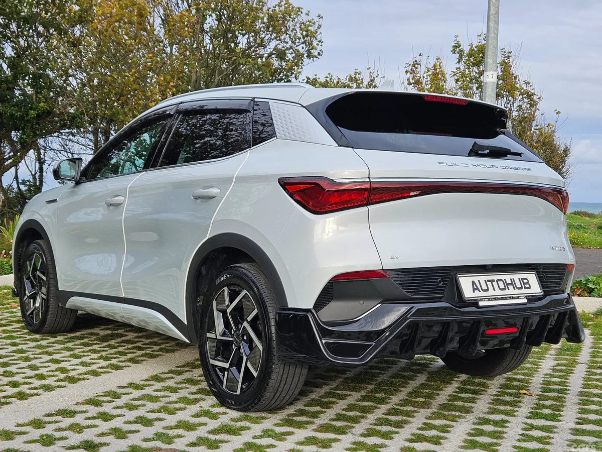 BYD ATTO 3 SUV, Electric, 2023, Grey