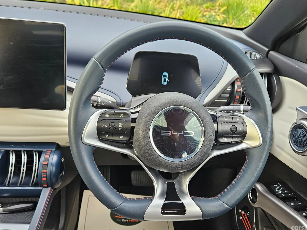 BYD ATTO 3 SUV, Electric, 2023, Grey