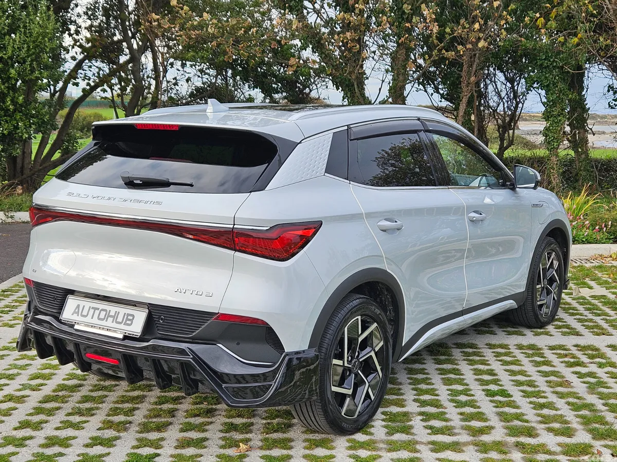 BYD ATTO 3 SUV, Electric, 2023, Grey