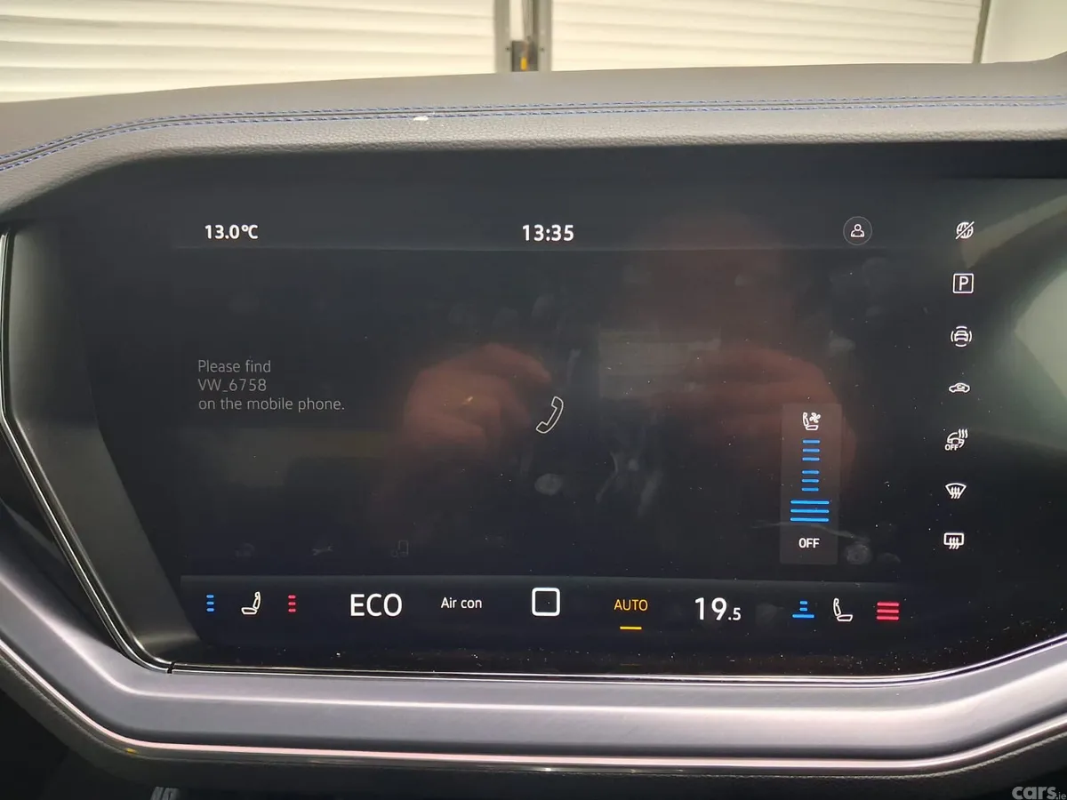 Volkswagen Touareg SUV, Petrol Plug-in Hybrid, 2026, Blue