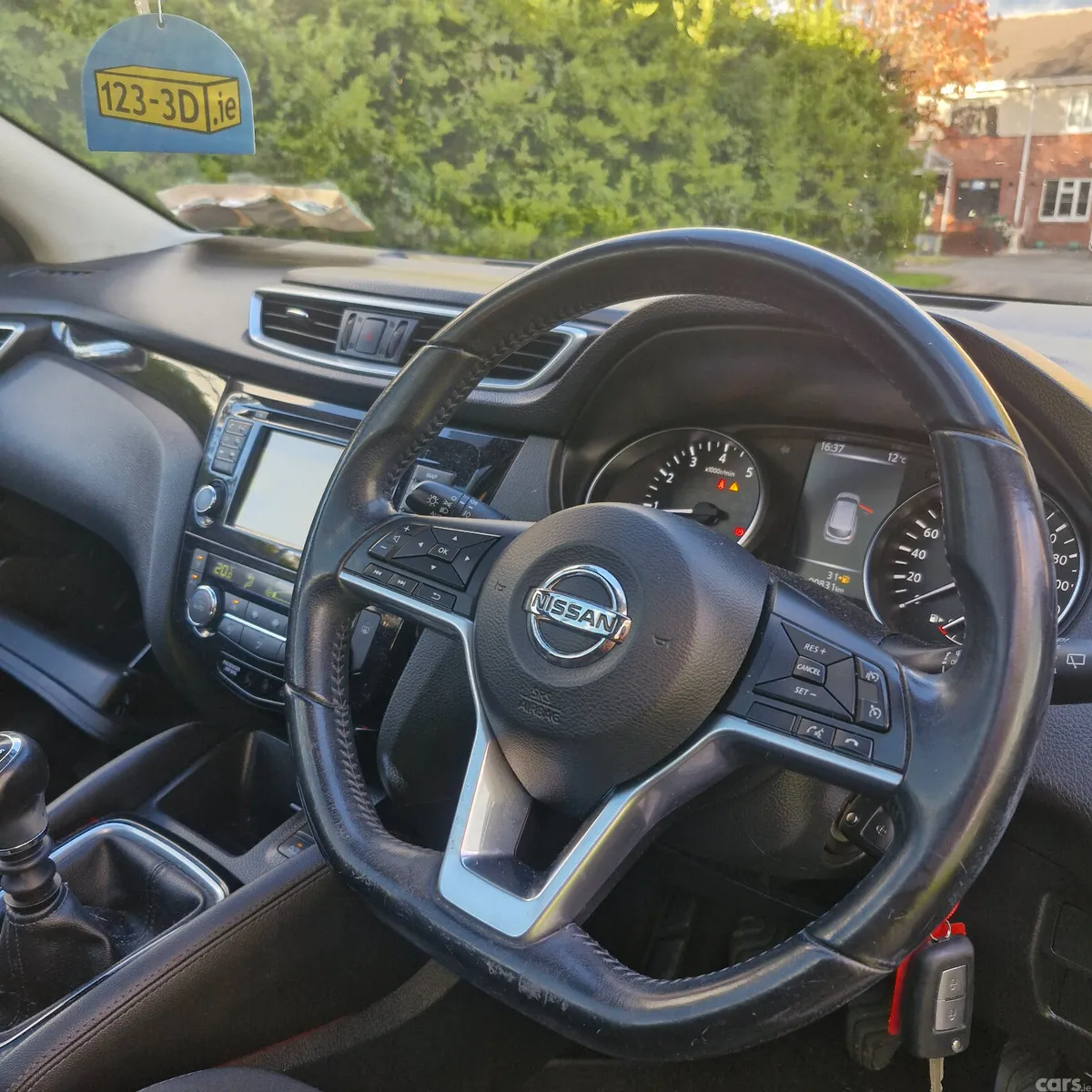 Nissan Qashqai MPV, Petrol, 2018, Grey