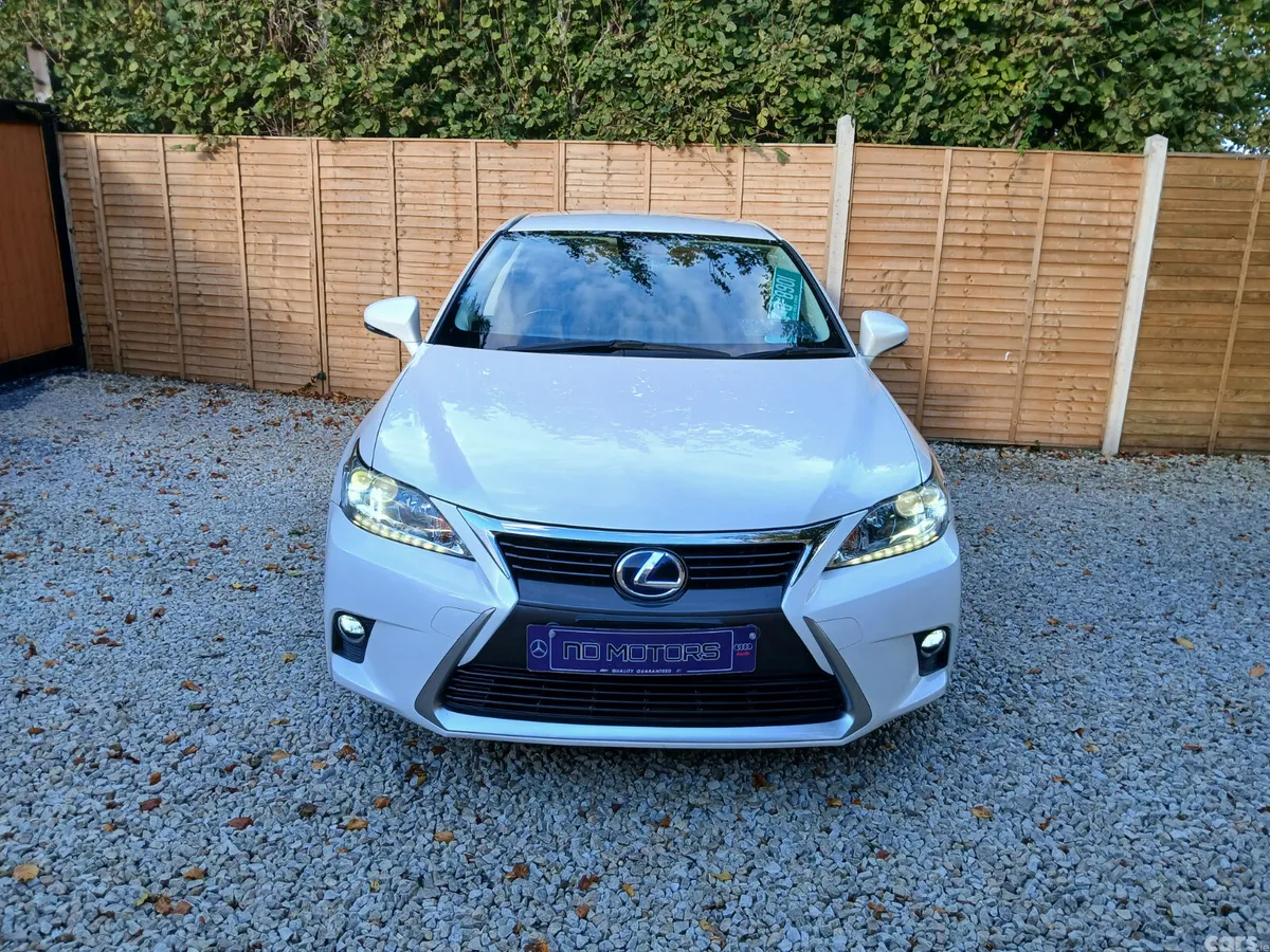 Lexus CT Hatchback, Petrol Hybrid, 2016, White