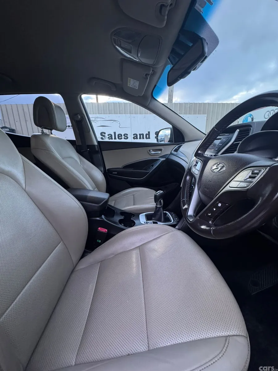 Hyundai Santa Fe SUV, Diesel, 2017, Blue