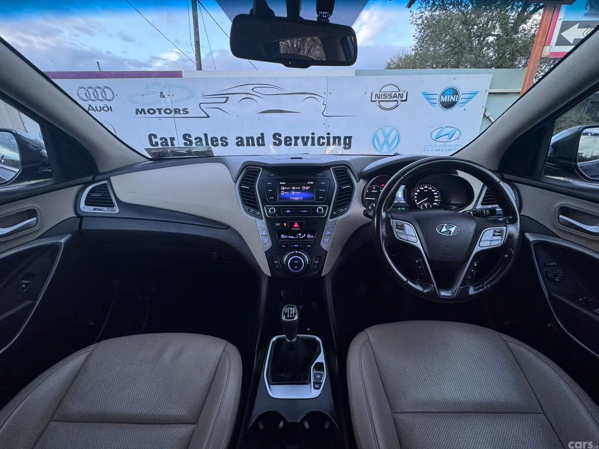 Hyundai Santa Fe SUV, Diesel, 2017, Blue