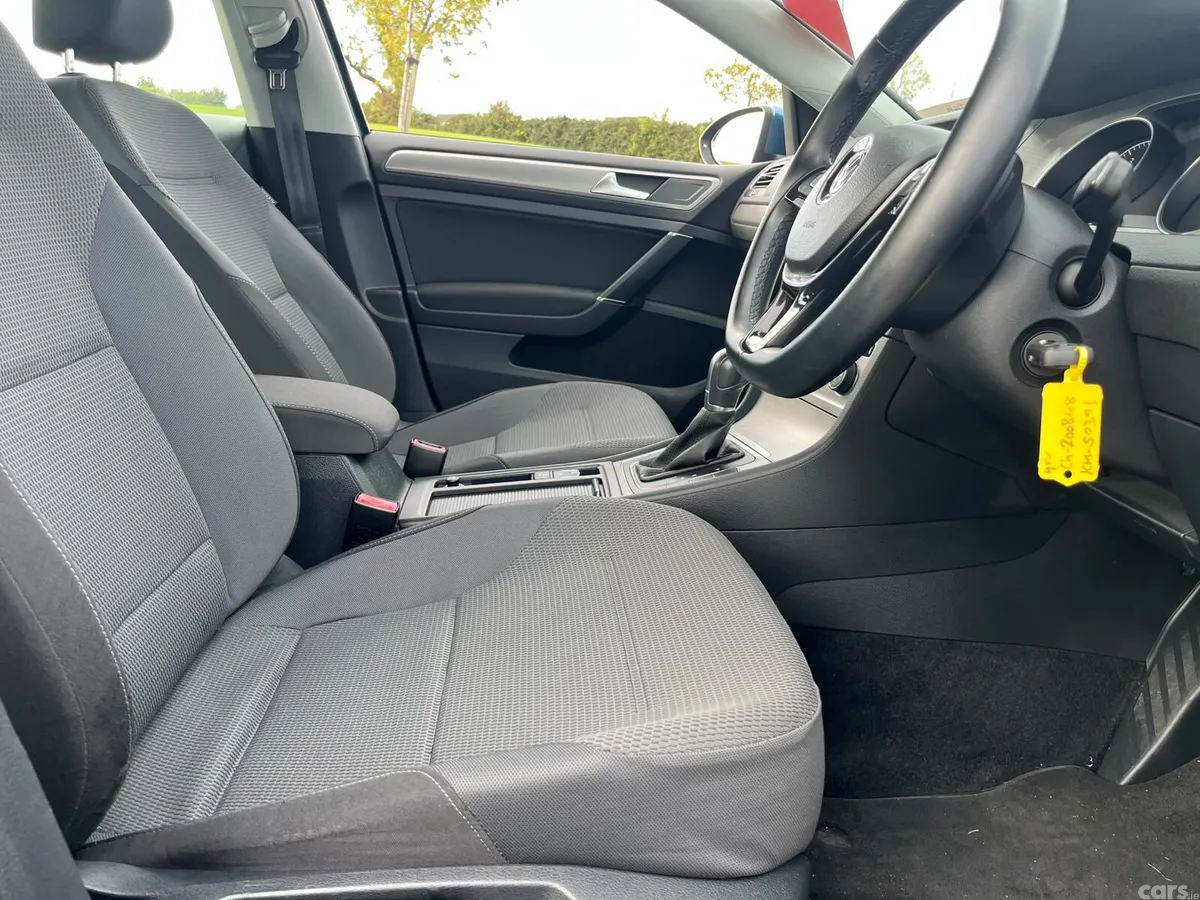 Volkswagen Golf Hatchback, Petrol, 2015, Blue