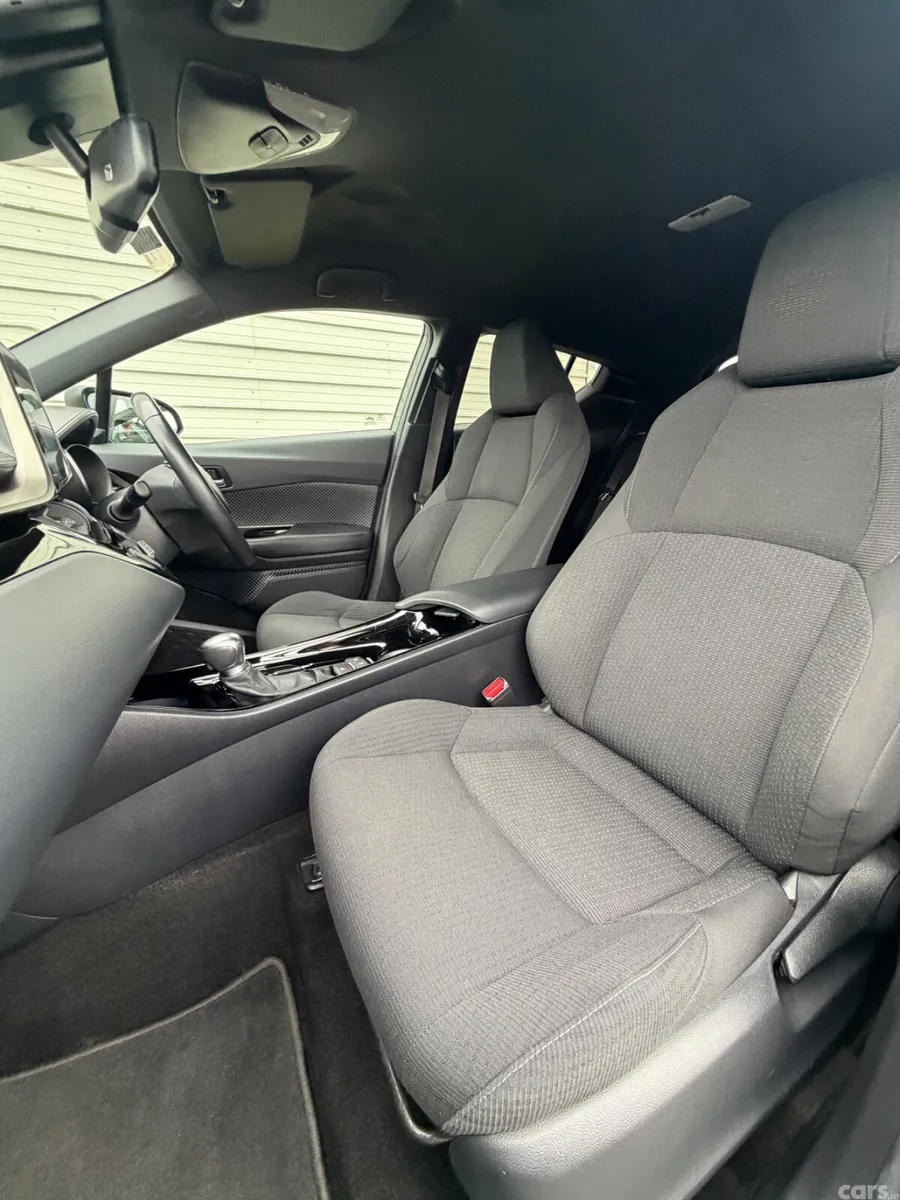 Toyota C-HR Hatchback, Petrol Hybrid, 2019, Grey