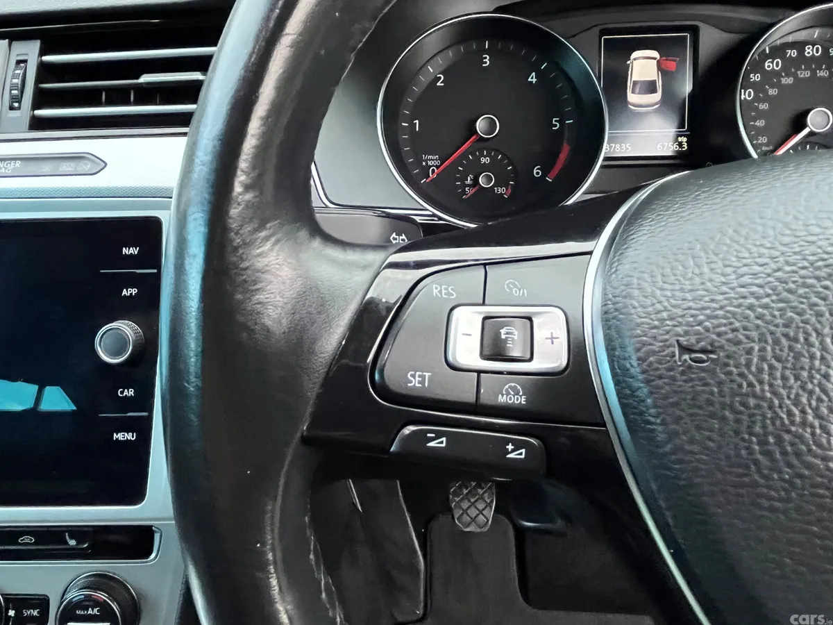 Volkswagen Passat Saloon, Diesel, 2018, Black
