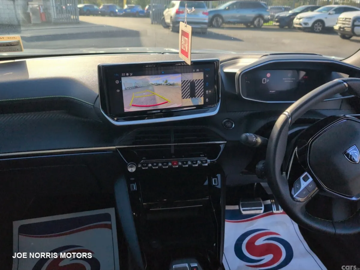Peugeot 2008 MPV, Petrol Hybrid, 2026, White