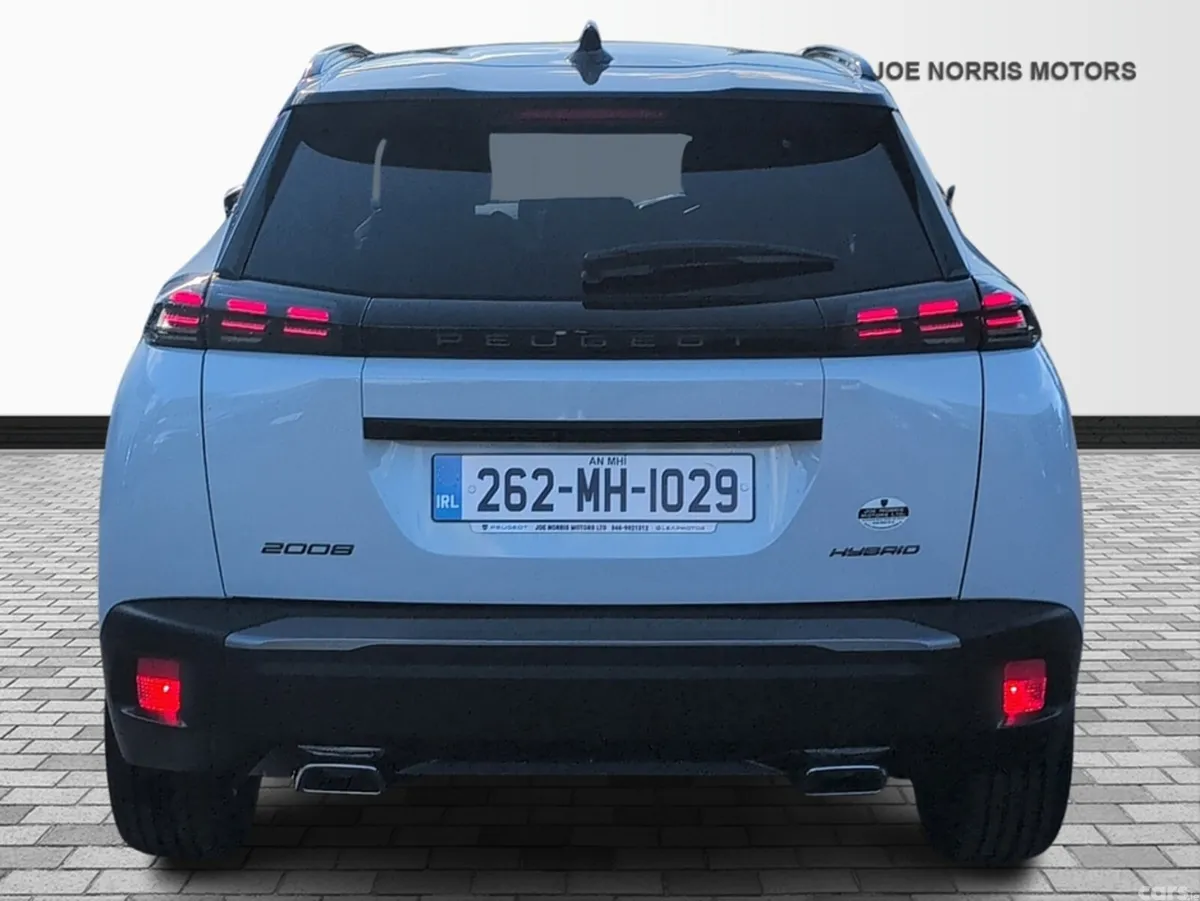 Peugeot 2008 MPV, Petrol Hybrid, 2026, White