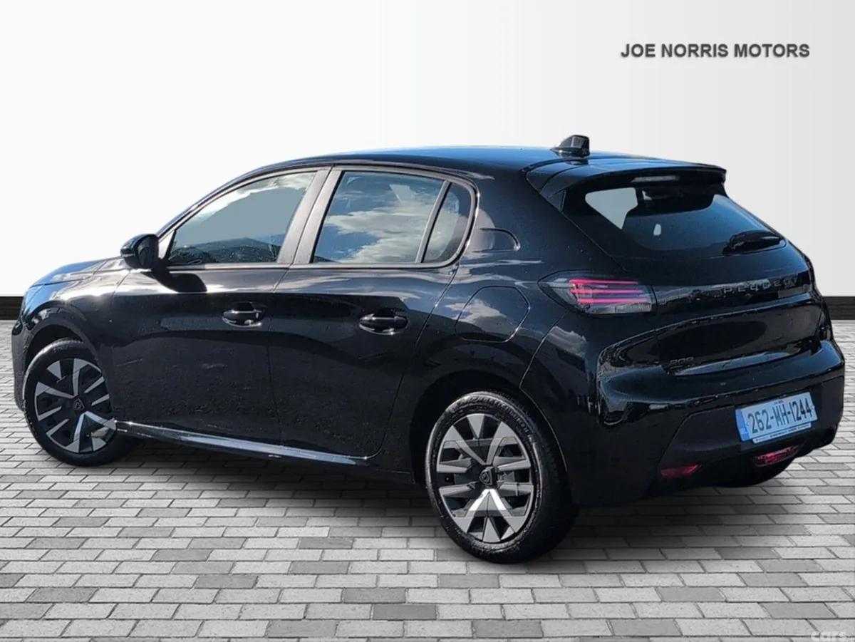 Peugeot 208 Hatchback, Petrol, 2026, Black