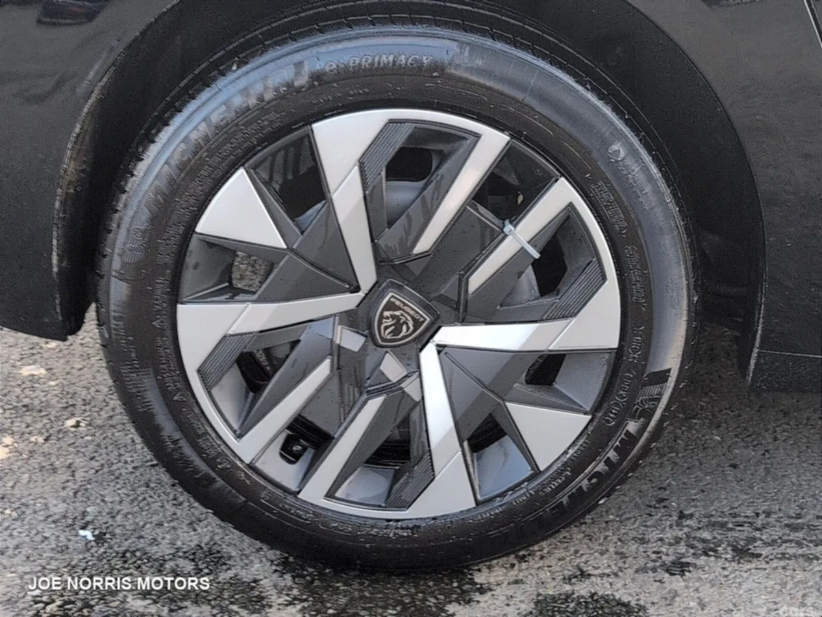 Peugeot 208 Hatchback, Petrol, 2026, Black