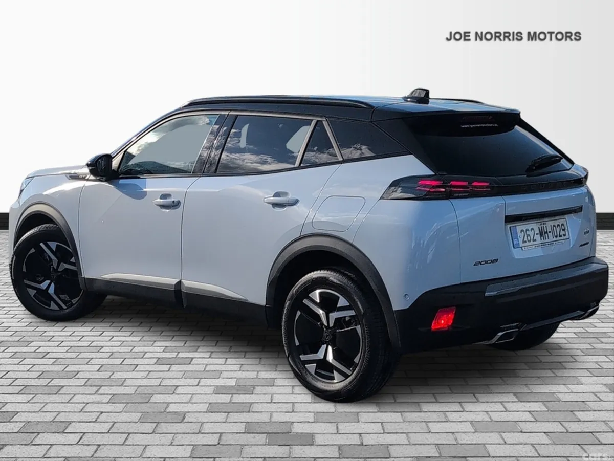 Peugeot 2008 MPV, Petrol Hybrid, 2026, White