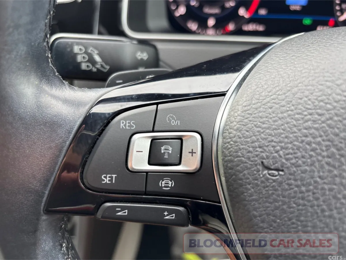 Volkswagen Golf Hatchback, Diesel, 2020, Black