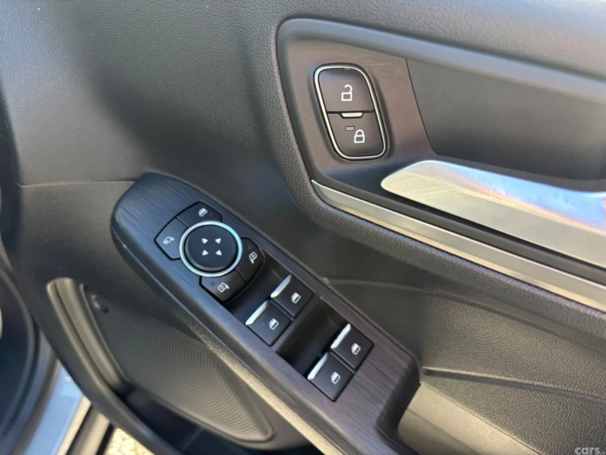 Ford Kuga MPV, Diesel, 2022, Grey
