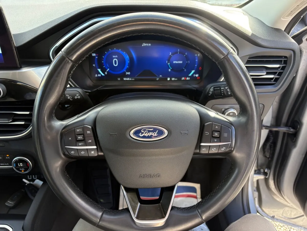Ford Kuga MPV, Diesel, 2022, Grey