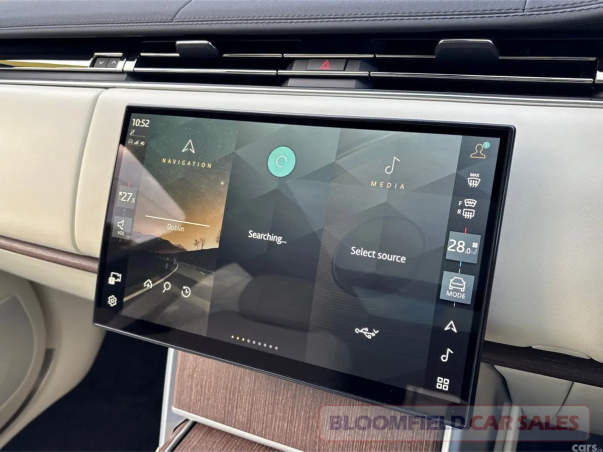 Land Rover Range Rover SUV, Petrol Plug-in Hybrid, 2025, Black