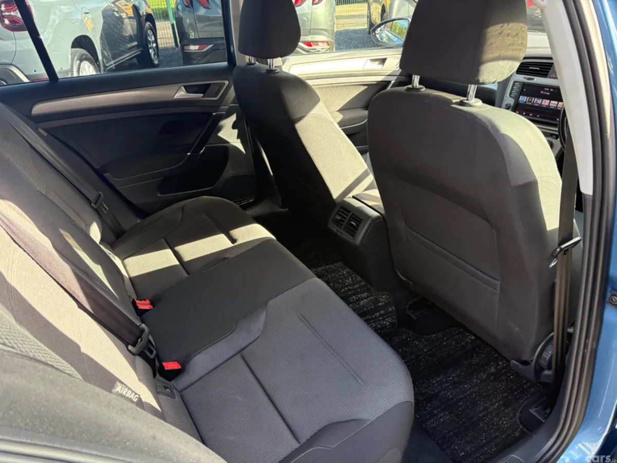 Volkswagen Golf Hatchback, Petrol, 2015, Blue