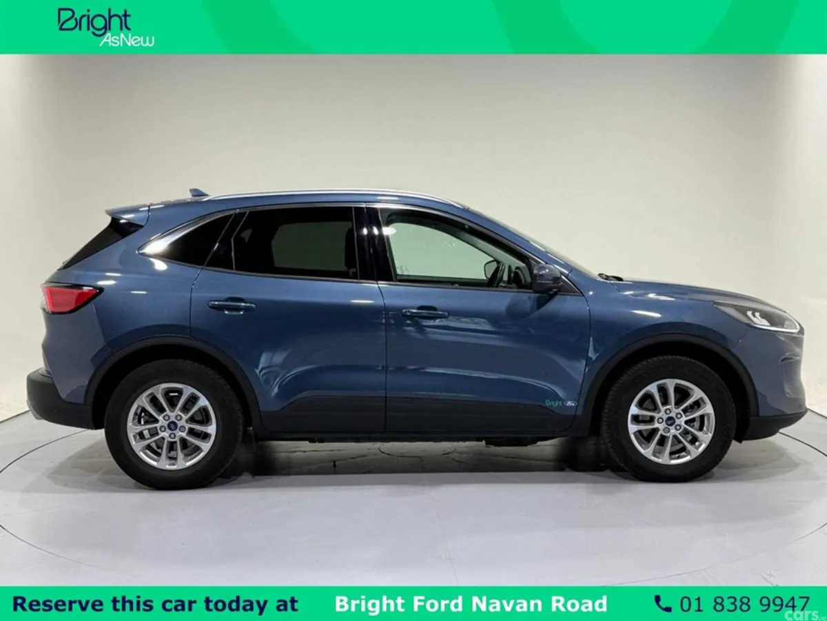 Ford Kuga MPV, Petrol Plug-in Hybrid, 2023, Blue