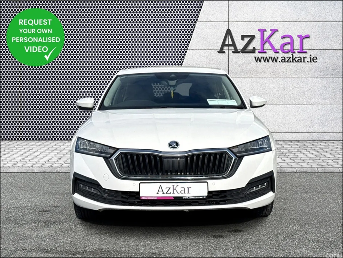 Skoda Octavia Hatchback, Diesel, 2024, White
