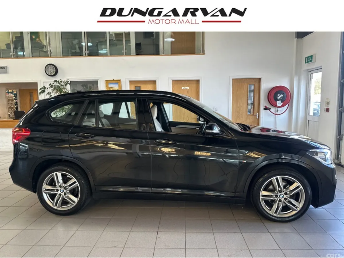 BMW X1 Estate, Petrol, 2019, Black