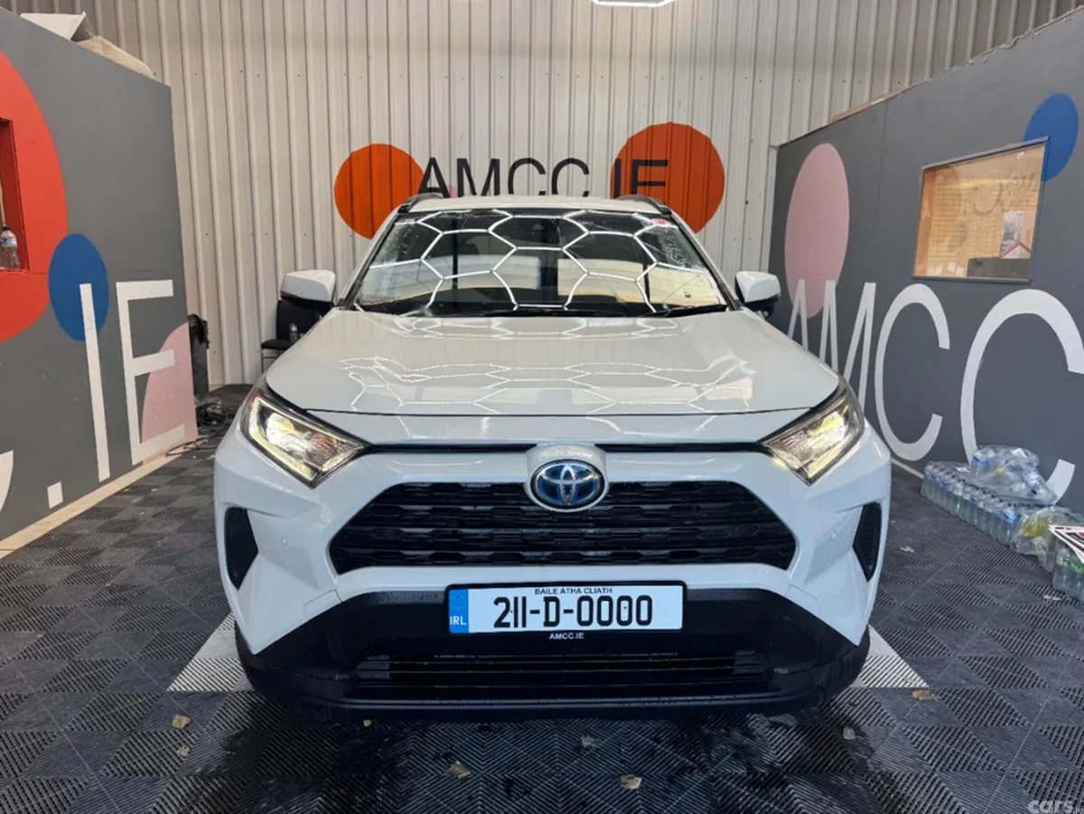 Toyota RAV4 SUV, Petrol Hybrid, 2021, White