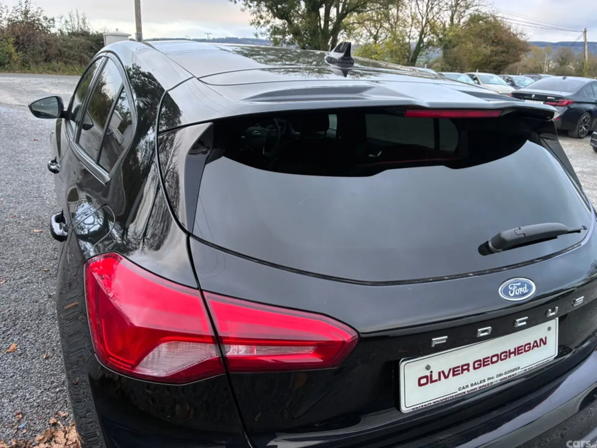 Ford Focus Hatchback, Diesel, 2019, Black