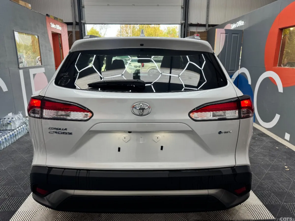 Toyota Corolla Cross SUV, Petrol Hybrid, 2024, White
