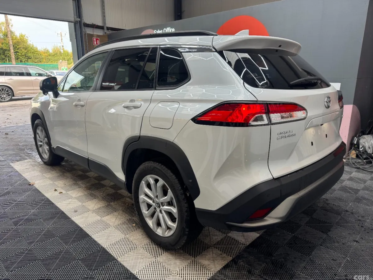 Toyota Corolla Cross SUV, Petrol Hybrid, 2024, White