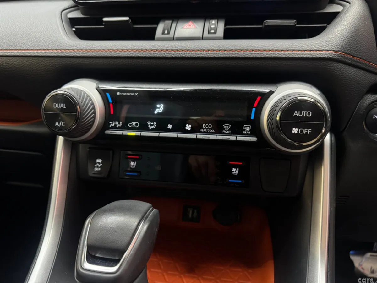 Toyota RAV4 SUV, Petrol Hybrid, 2023, Red