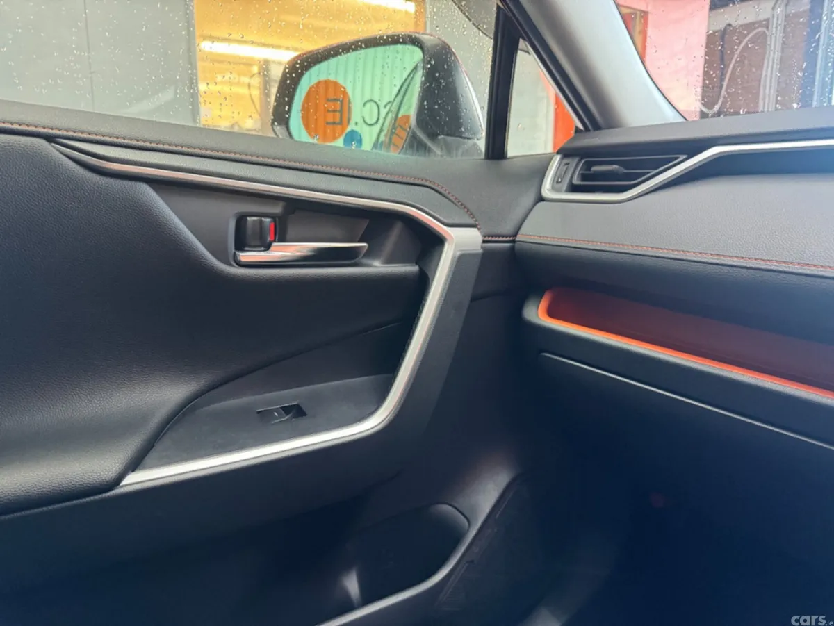 Toyota RAV4 SUV, Petrol Hybrid, 2023, Red