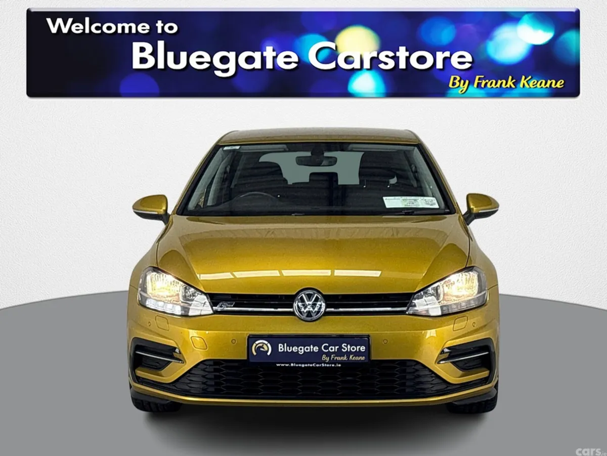 Volkswagen Golf Hatchback, Petrol, 2018, Yellow