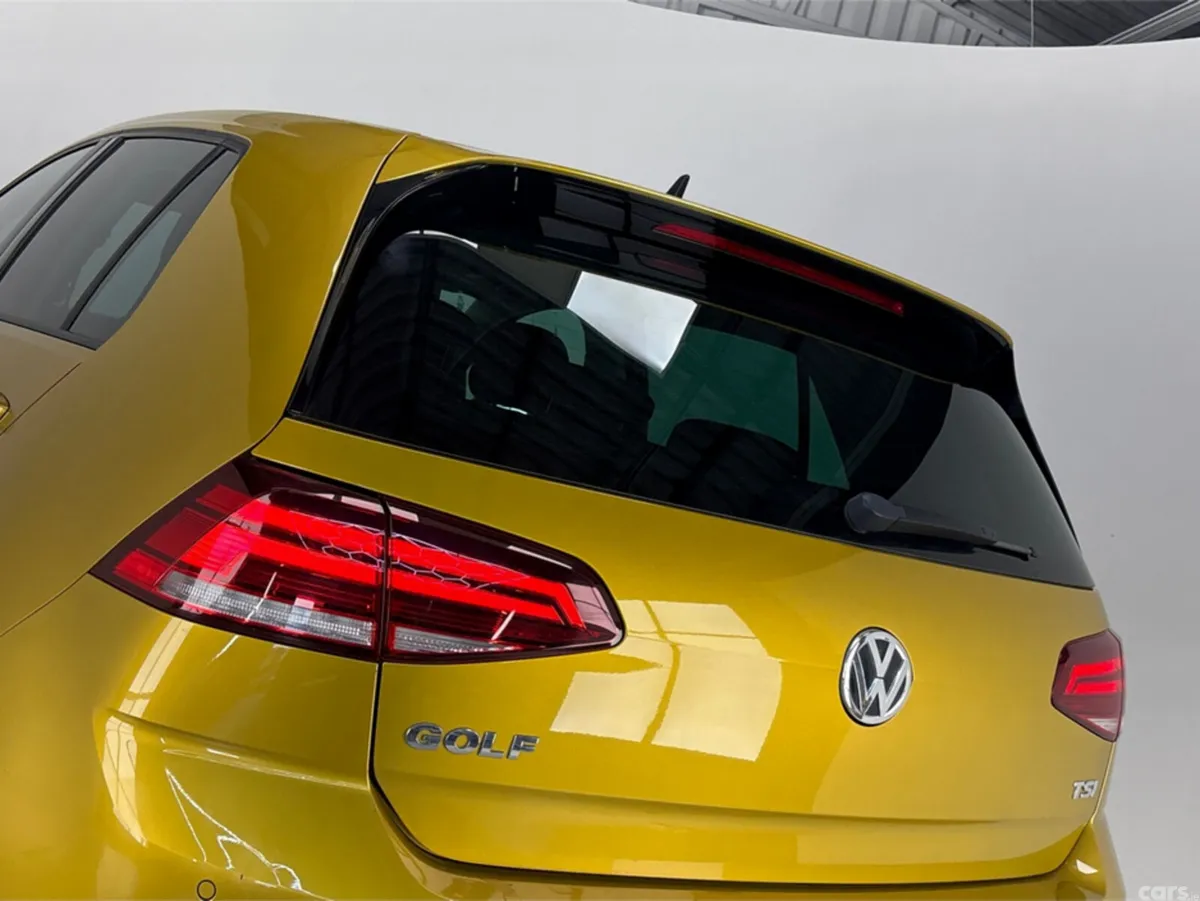 Volkswagen Golf Hatchback, Petrol, 2018, Yellow