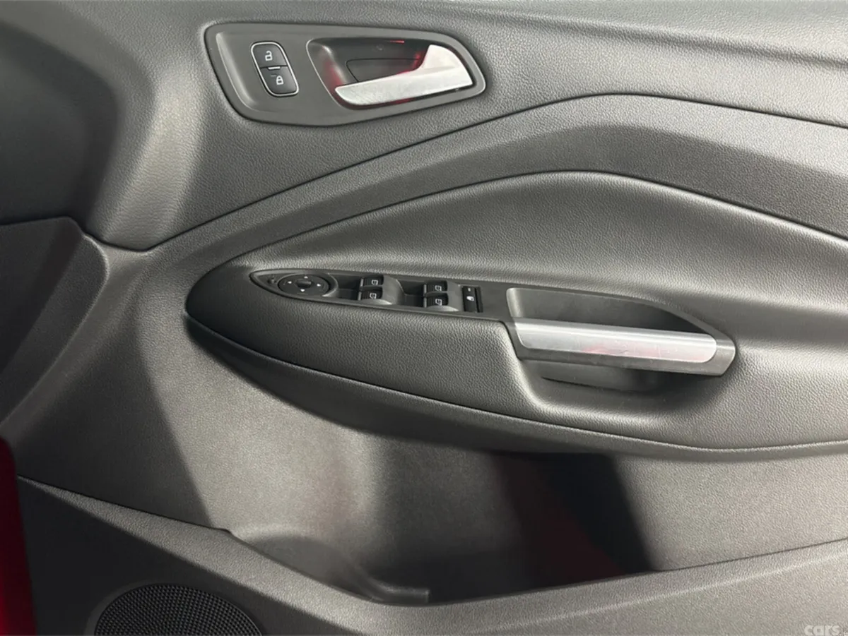 Ford Kuga MPV, Diesel, 2019, Red