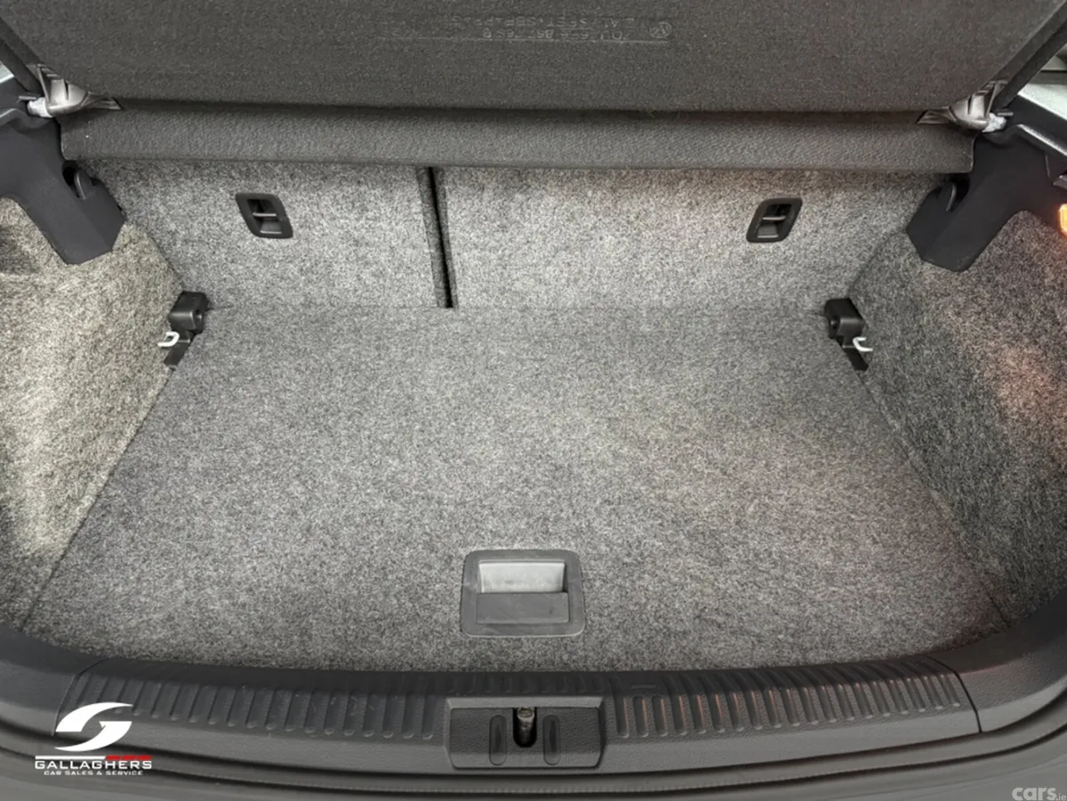 Volkswagen Polo Hatchback, Petrol, 2017, Silver