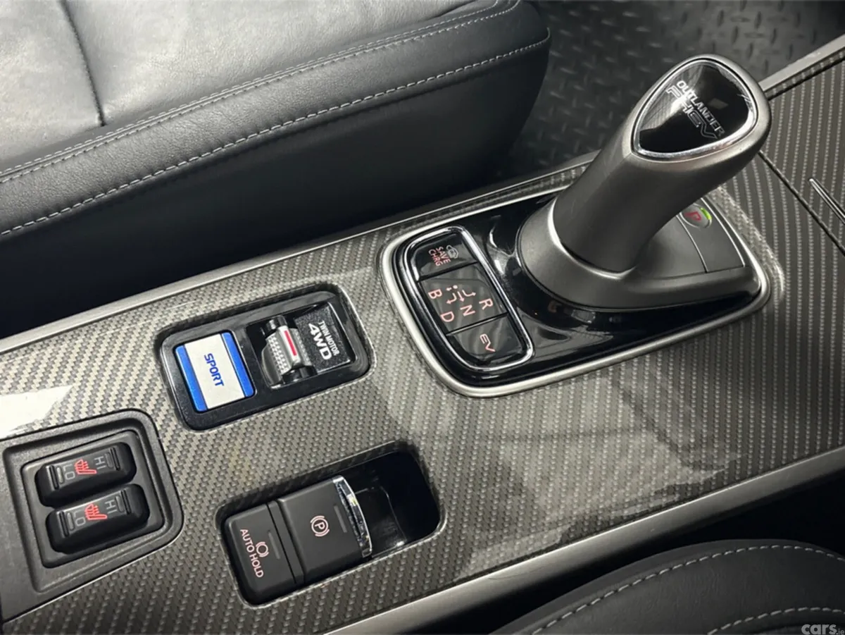 Mitsubishi Outlander Estate, Petrol Plug-in Hybrid, 2020, Grey