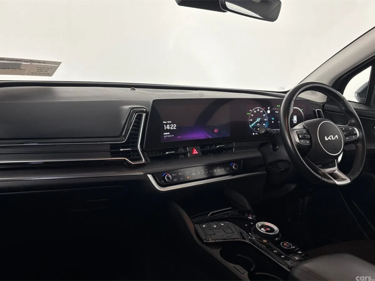 Kia Sportage Estate, Petrol Plug-in Hybrid, 2024, Grey