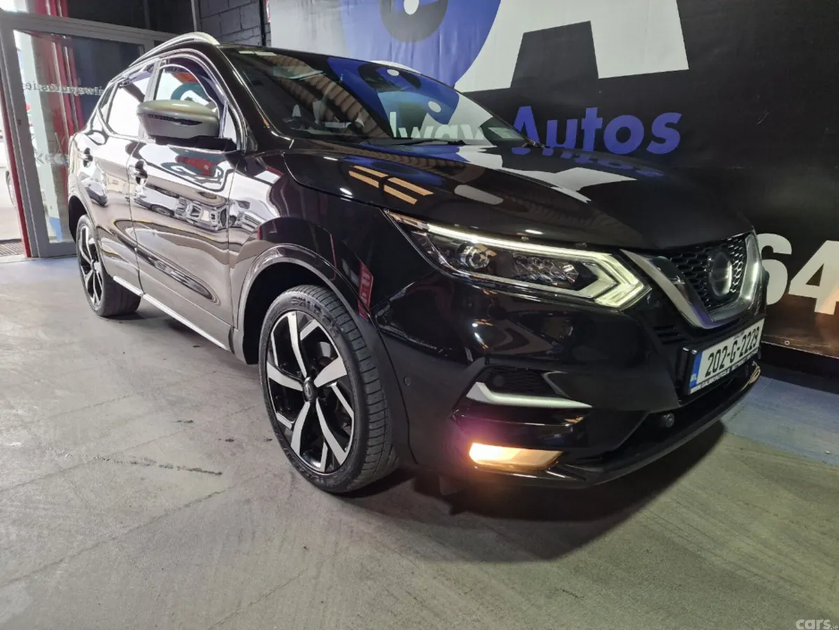 Nissan Qashqai SUV, Diesel, 2020, Black