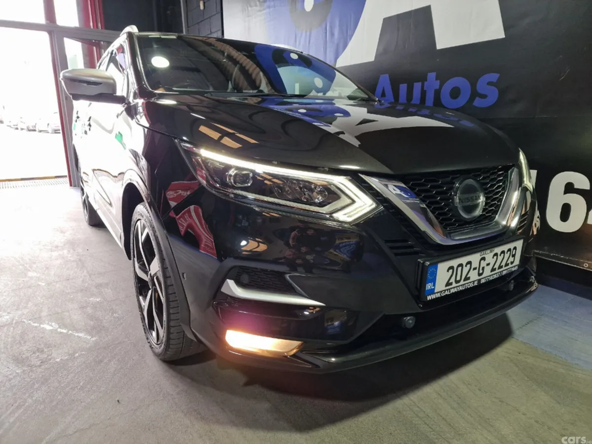 Nissan Qashqai SUV, Diesel, 2020, Black