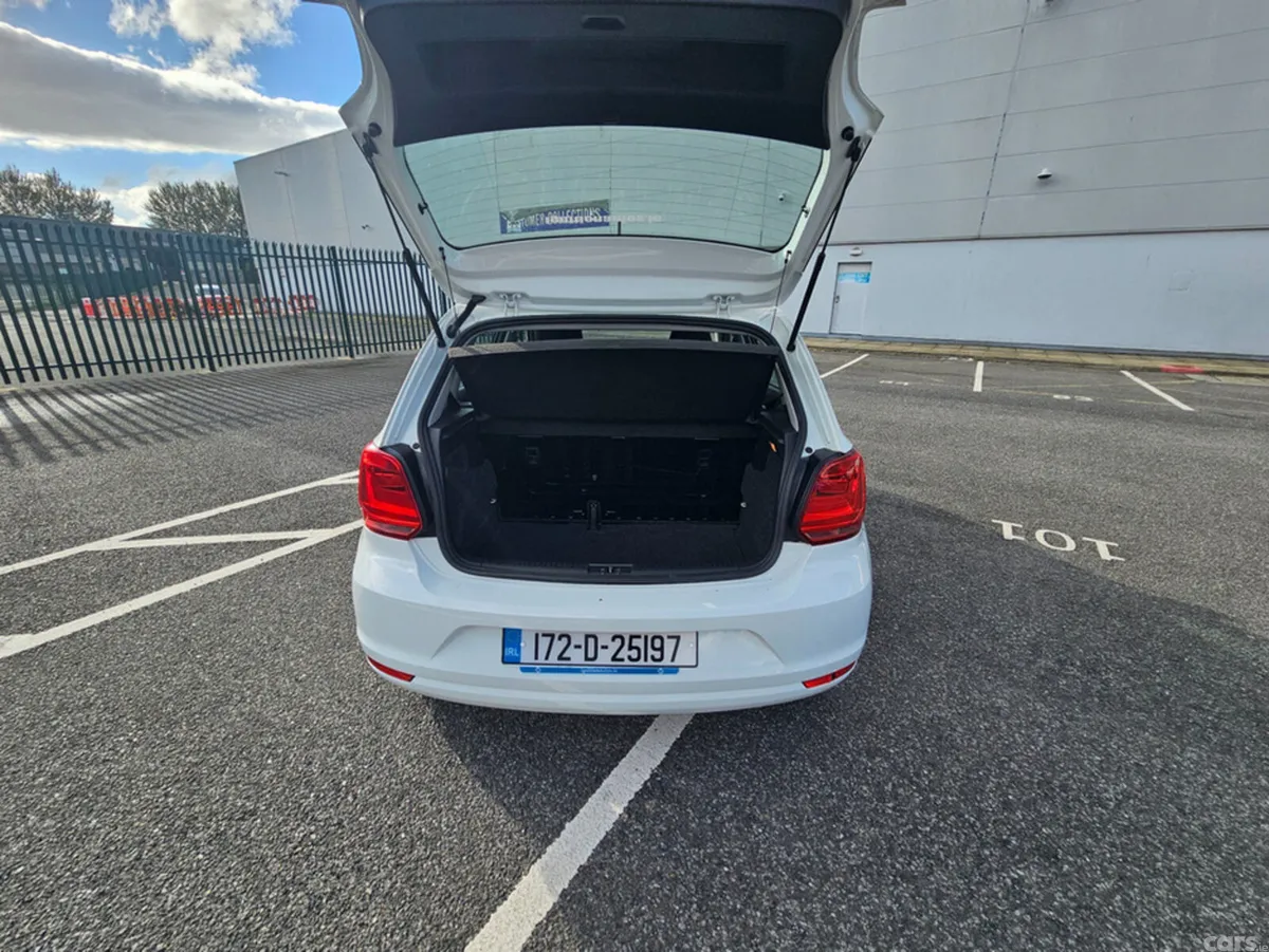 Volkswagen Polo Hatchback, Petrol, 2017, White