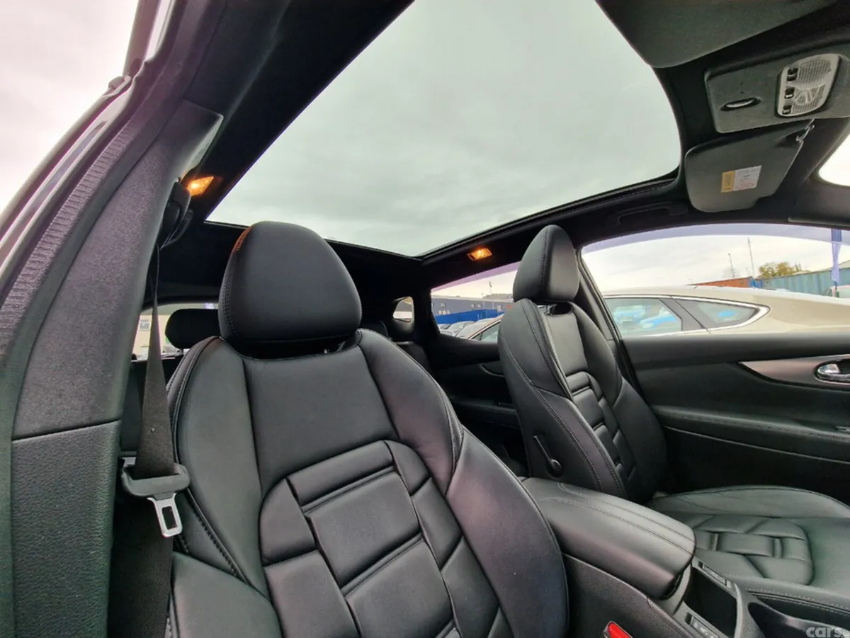 Nissan Qashqai SUV, Diesel, 2020, Black