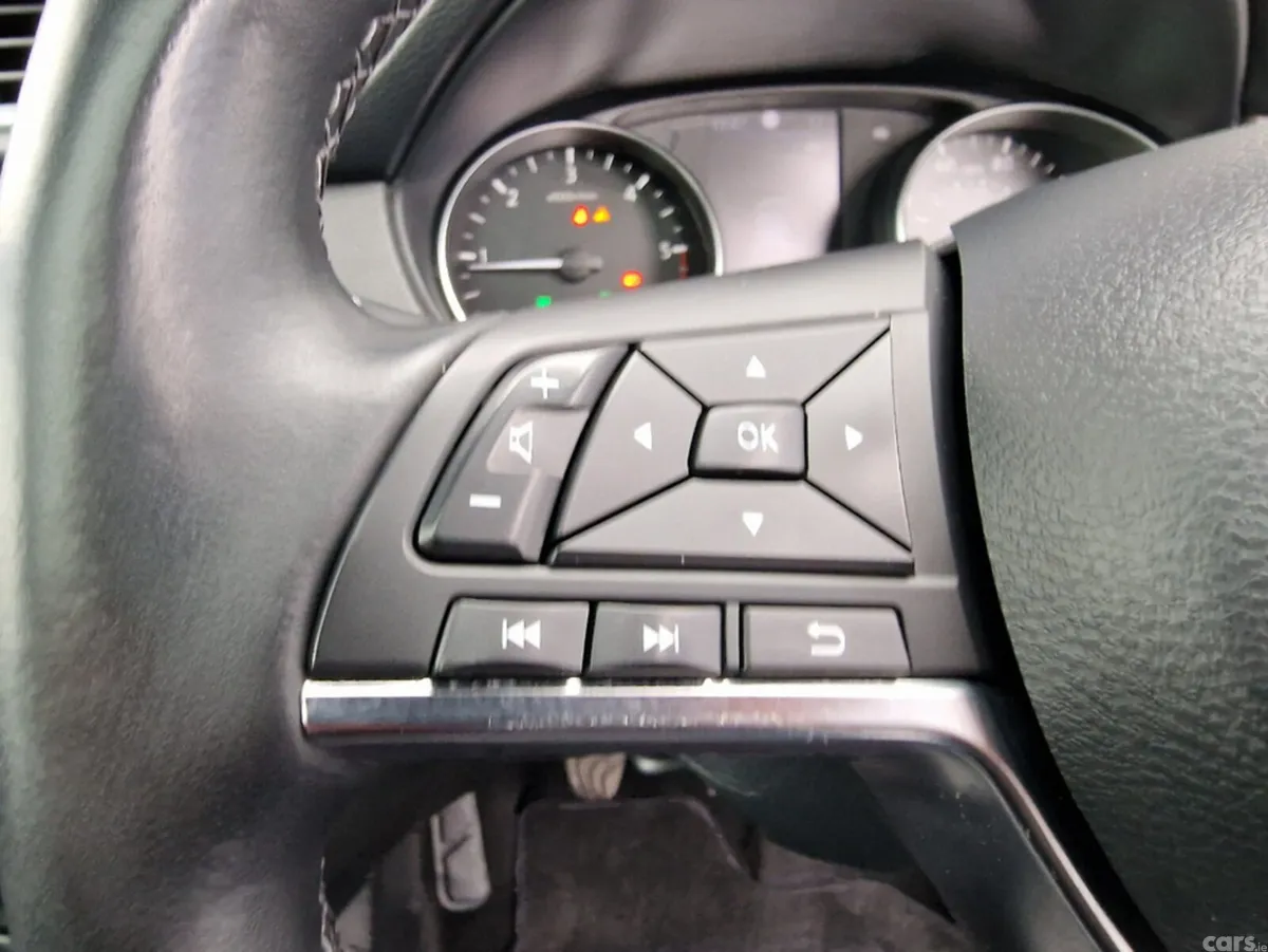Nissan Qashqai SUV, Diesel, 2020, Black