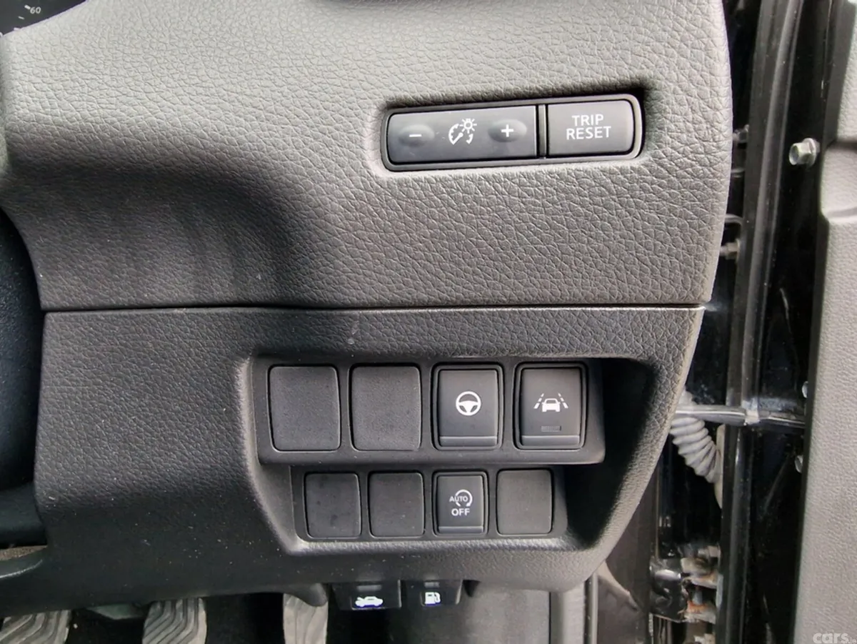 Nissan Qashqai SUV, Diesel, 2020, Black